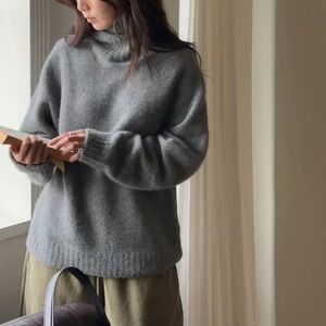 Raccoon wool sweater